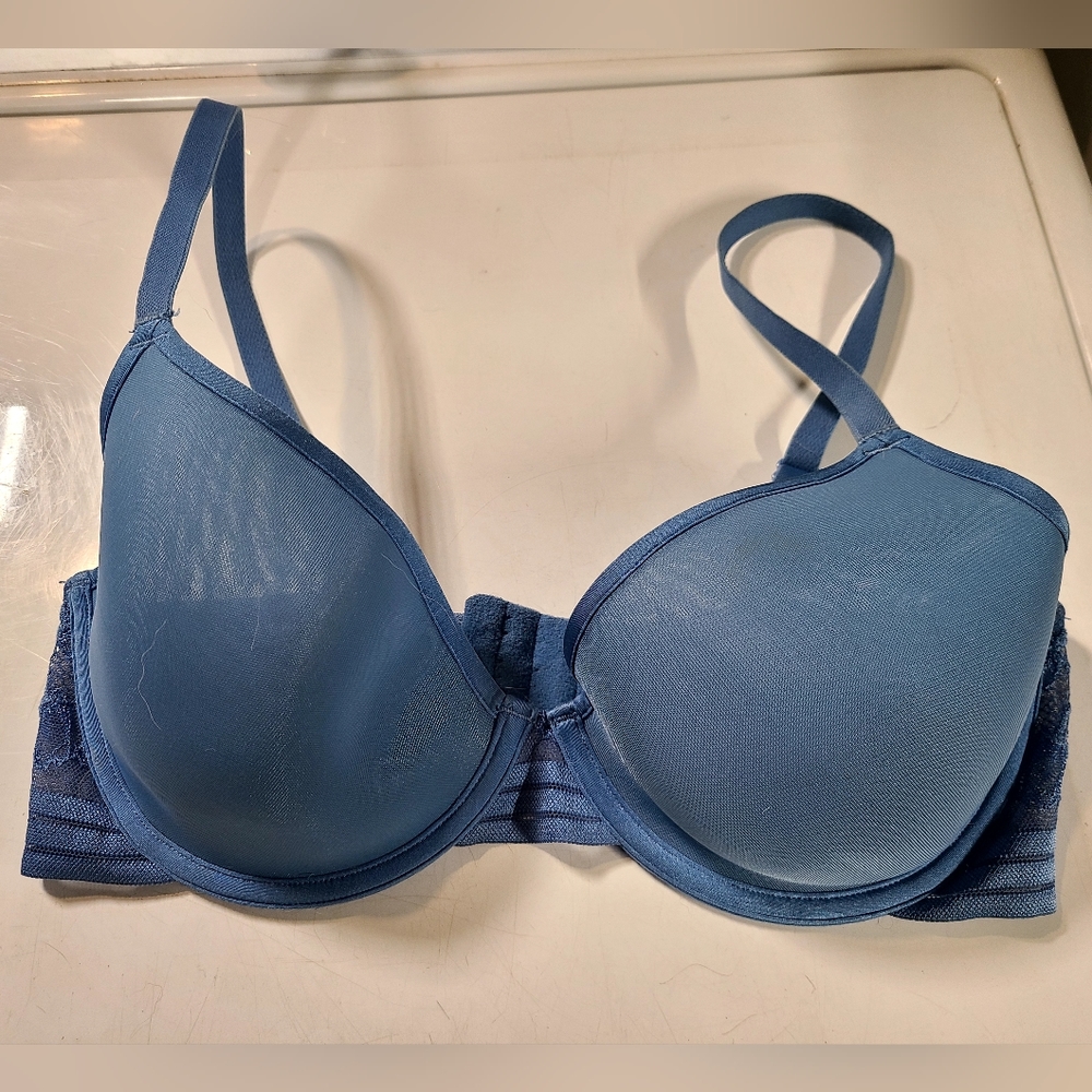 Adore-Me T-shirt Bra
